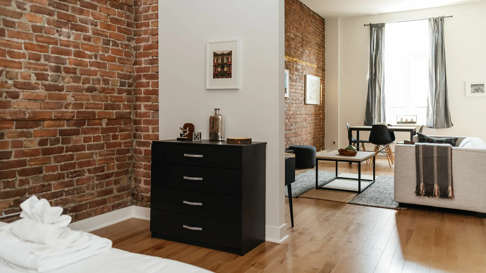 Lovely 2Br In The Village By Sonder Montréal 0*,  Canadá